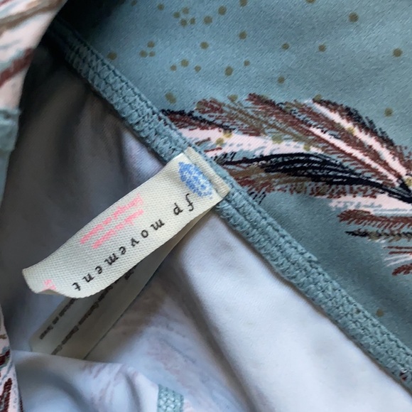 Free people movement serene feather pants small - Picture 7 of 9